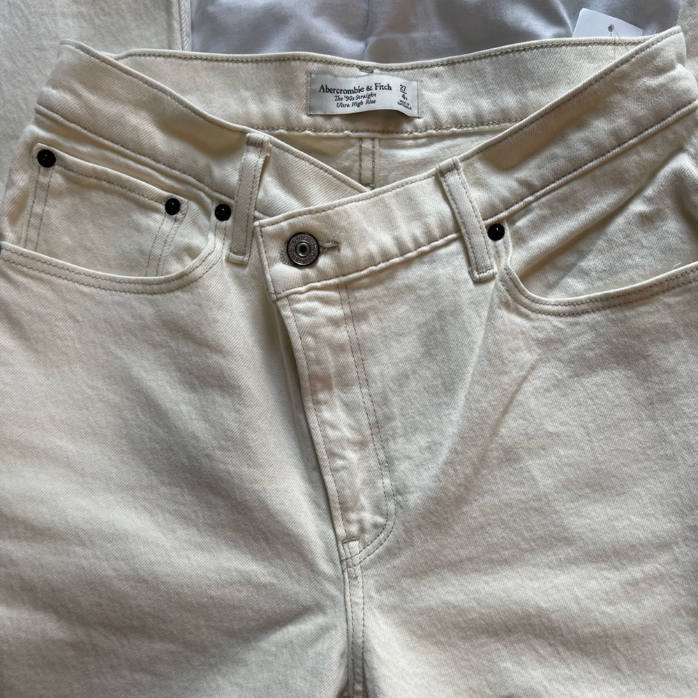 NWT A&F vintage stretch denim High rise jean size 27